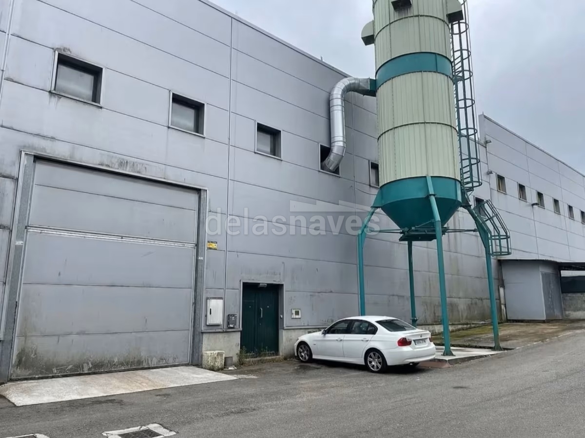 Venta de nave en el Polgono de Acevedo, Cerceda